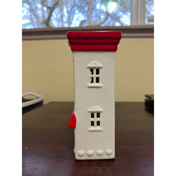 Valentine's Day 2024 Target Spritz Ceramic Tall Building Red House New - Picture 8 of 8